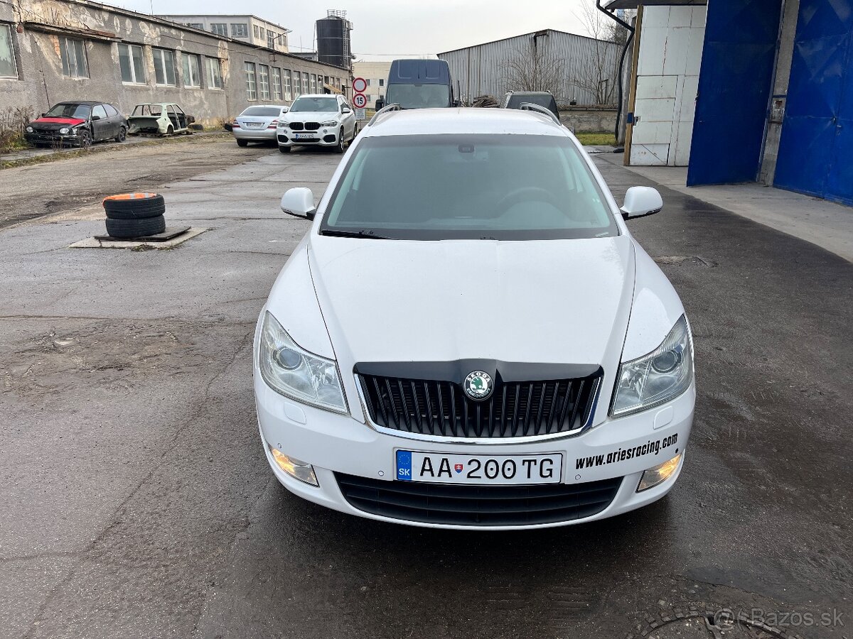 Škoda Octavia Combi 4x4 2.0TDI 103kW M6 2013 - 3