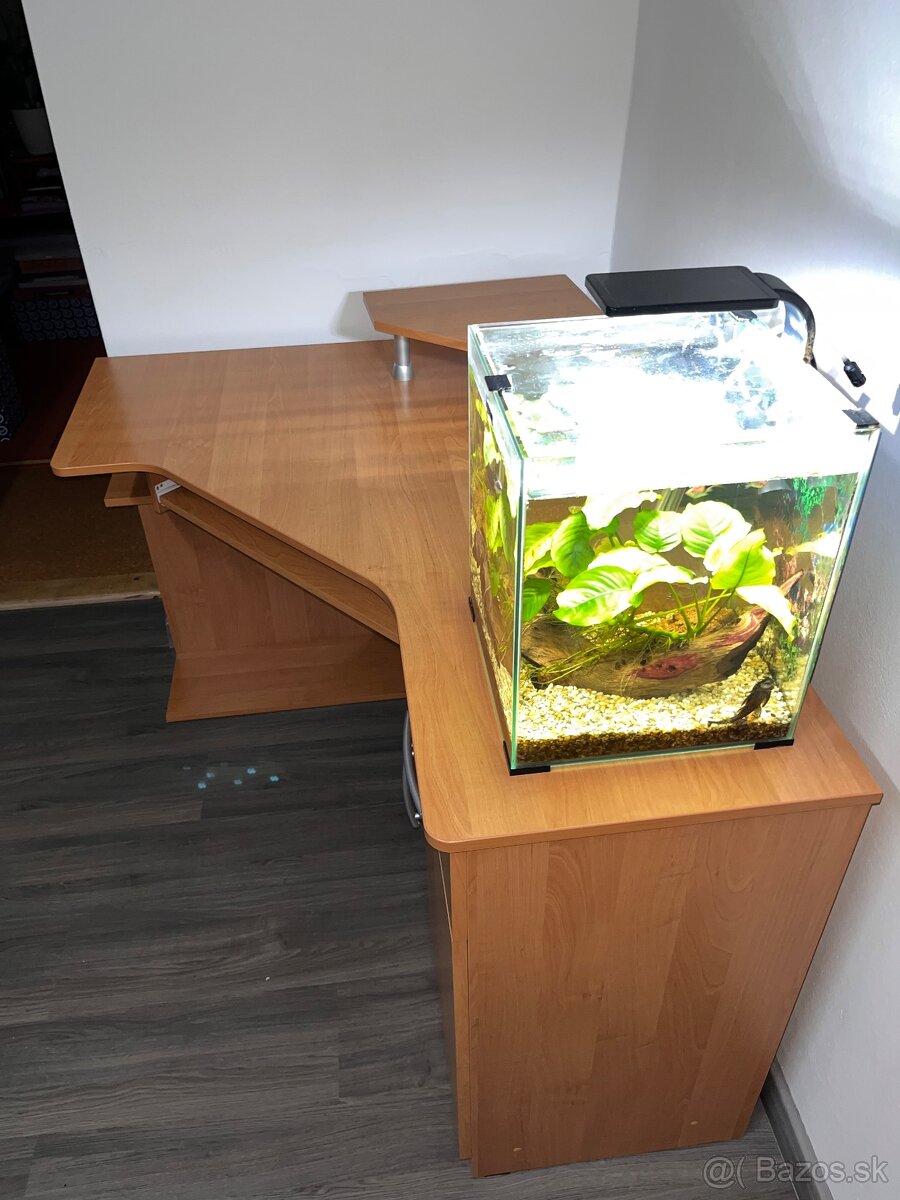 Rohový písací stôl - 3