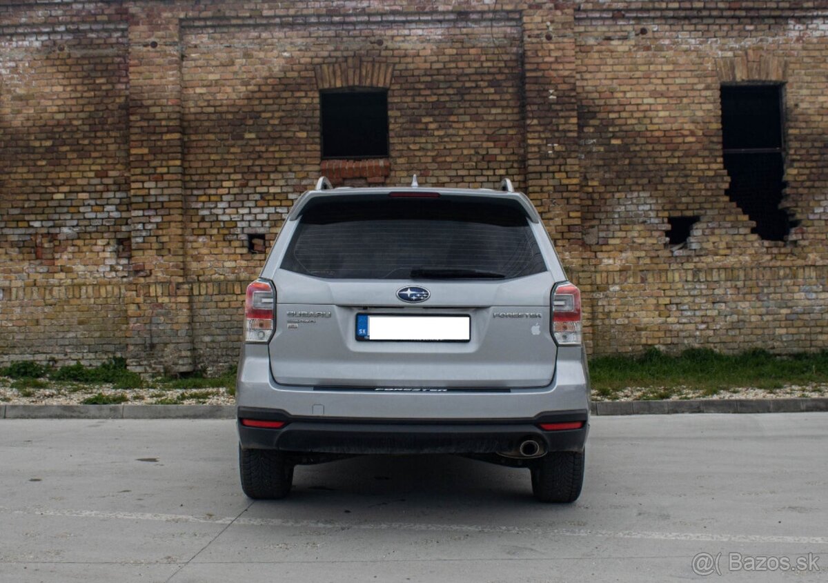 Subaru Forester 2,0 benzín/ automat/ - 3