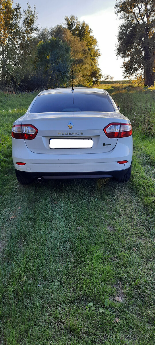 Predám Renault Fluence 1,6 benzín, ročník 2011 - 3