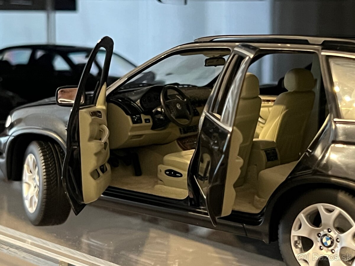 BMW X5 E53 predface 1:18 - 3