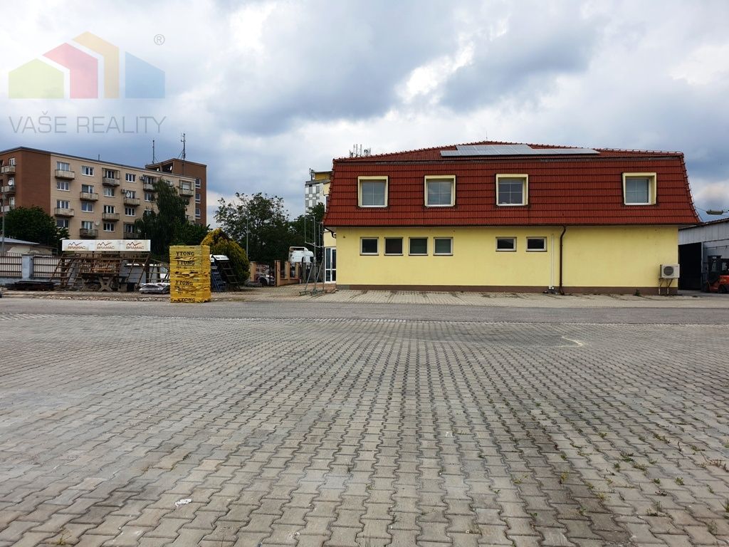 Na predaj priemyselný areál s výmerou 11 000 m² a montova - 3