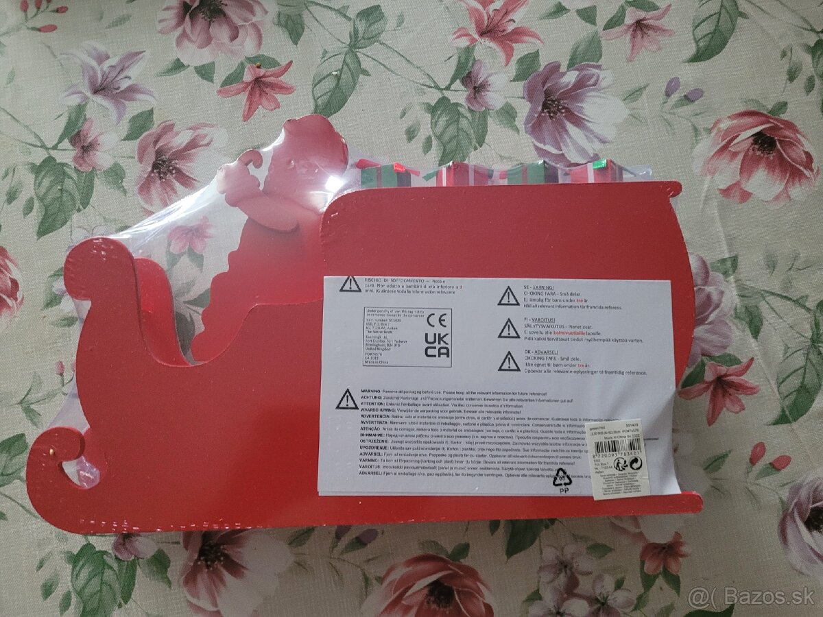 Adventny kalendar -
Santa na saniachSanta na saniach - 3