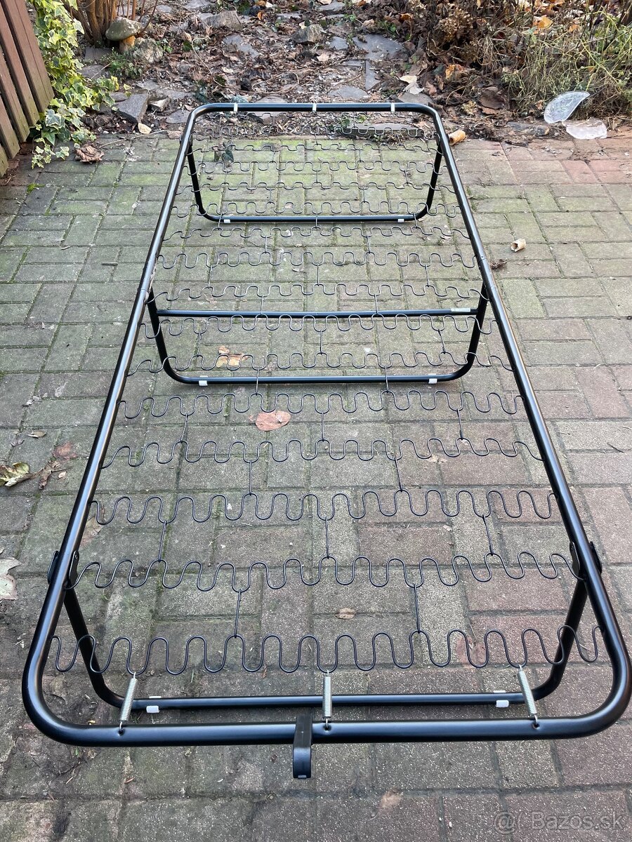 Rozkladacia postel v perfektnom stave - 3