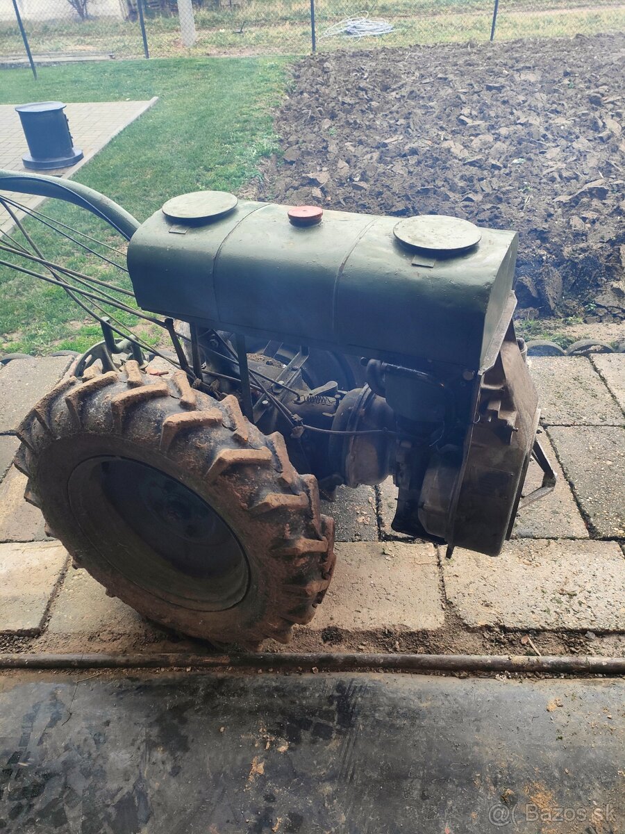 Malotraktor + príslušenstvo - 3