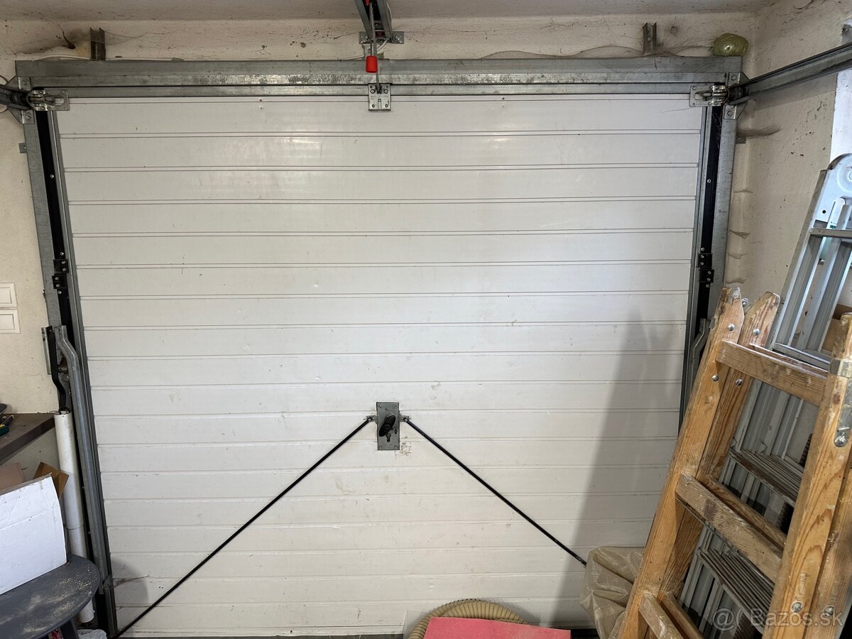 Predám garážovú bránu - 3