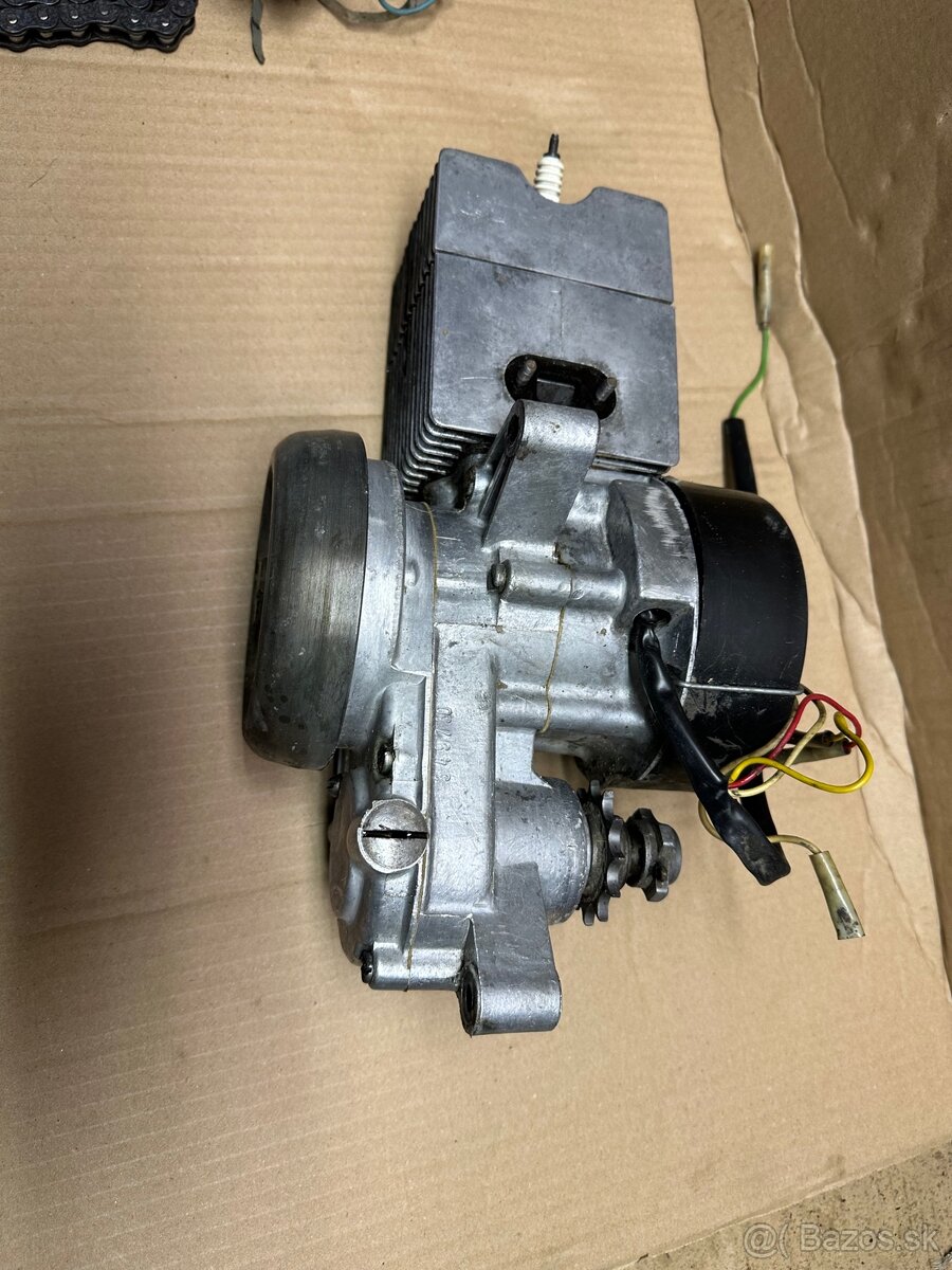 Motor babeta 207 - 3