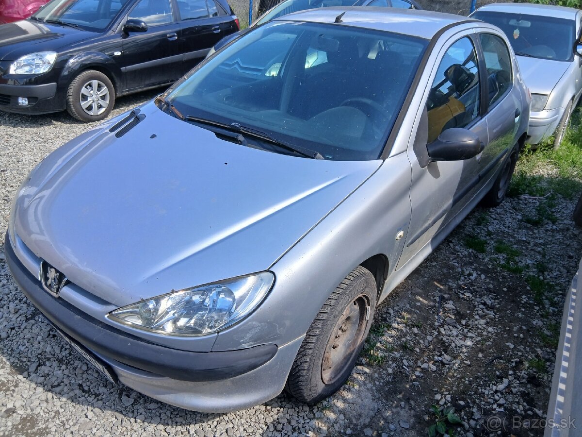 Peugeot 206 1.1 benzin - 3