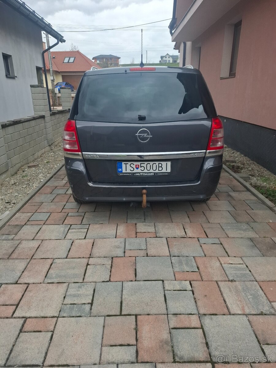Opel Zafira - 3