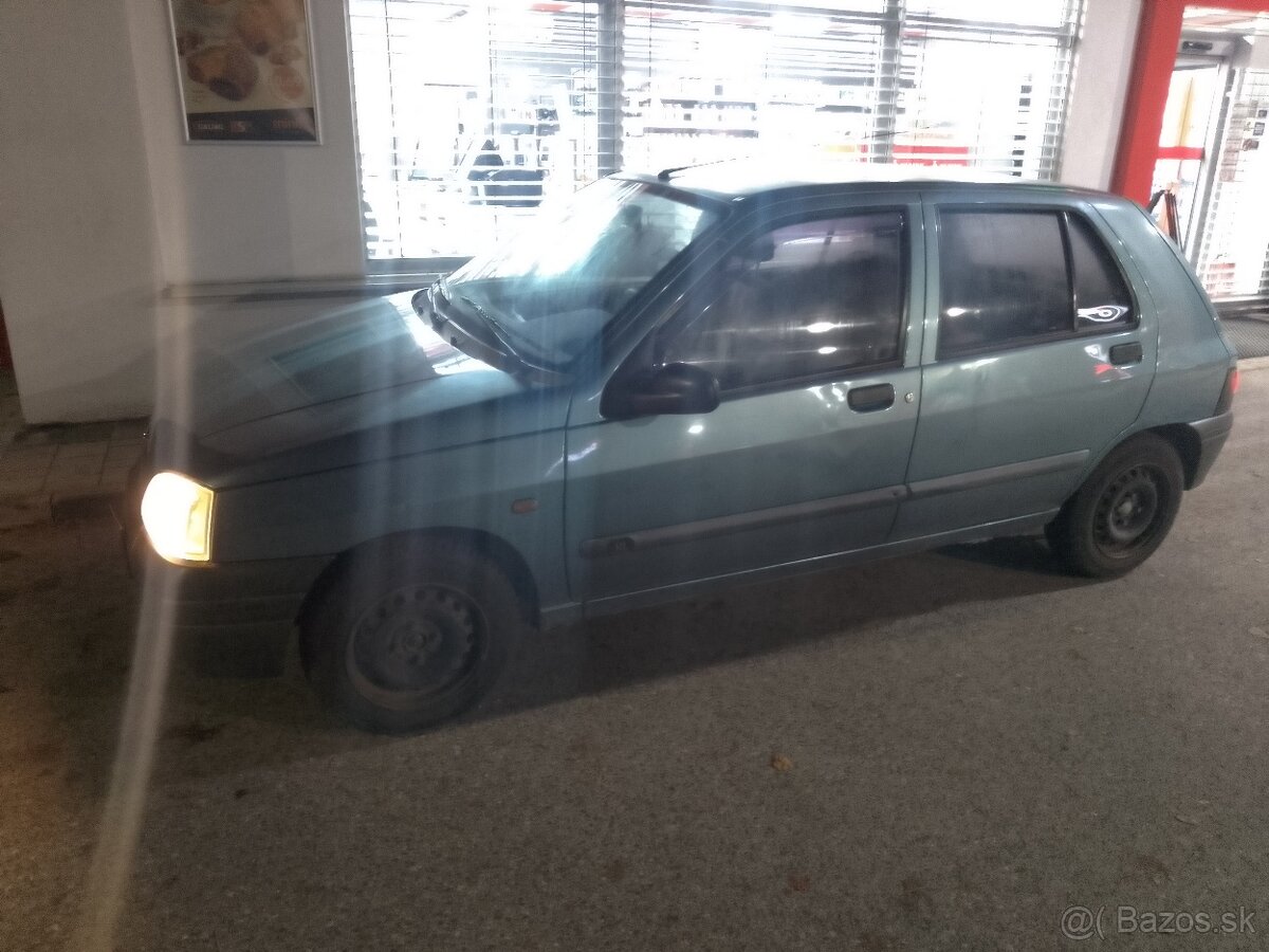 Renault Clio 1.2 - 3