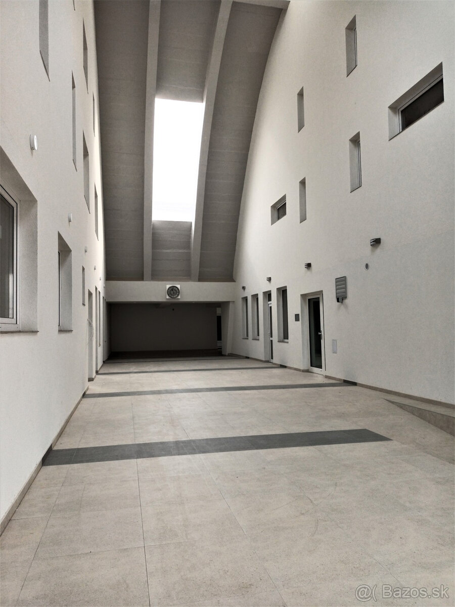 Prenájom priestoru 60 m2 na rôzne účely Bytčická ulica - 3