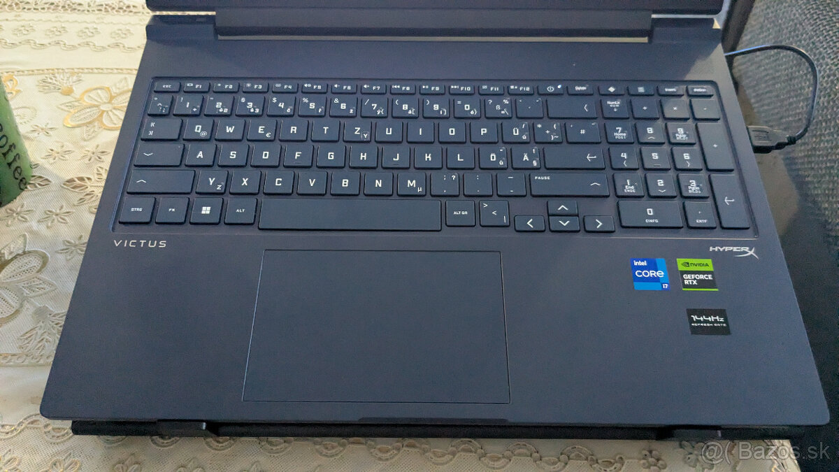HP Victus 16-r1777ng (Herny - i7 14700hx, 16GB, RTX 4070) - 3