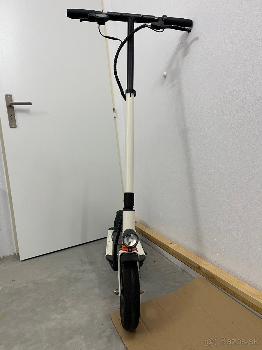 Elektricka Kolobezka Joyor X5S - 3