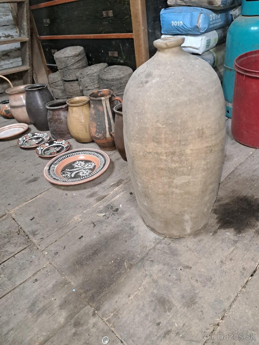 Staré hlinené džbány - 3