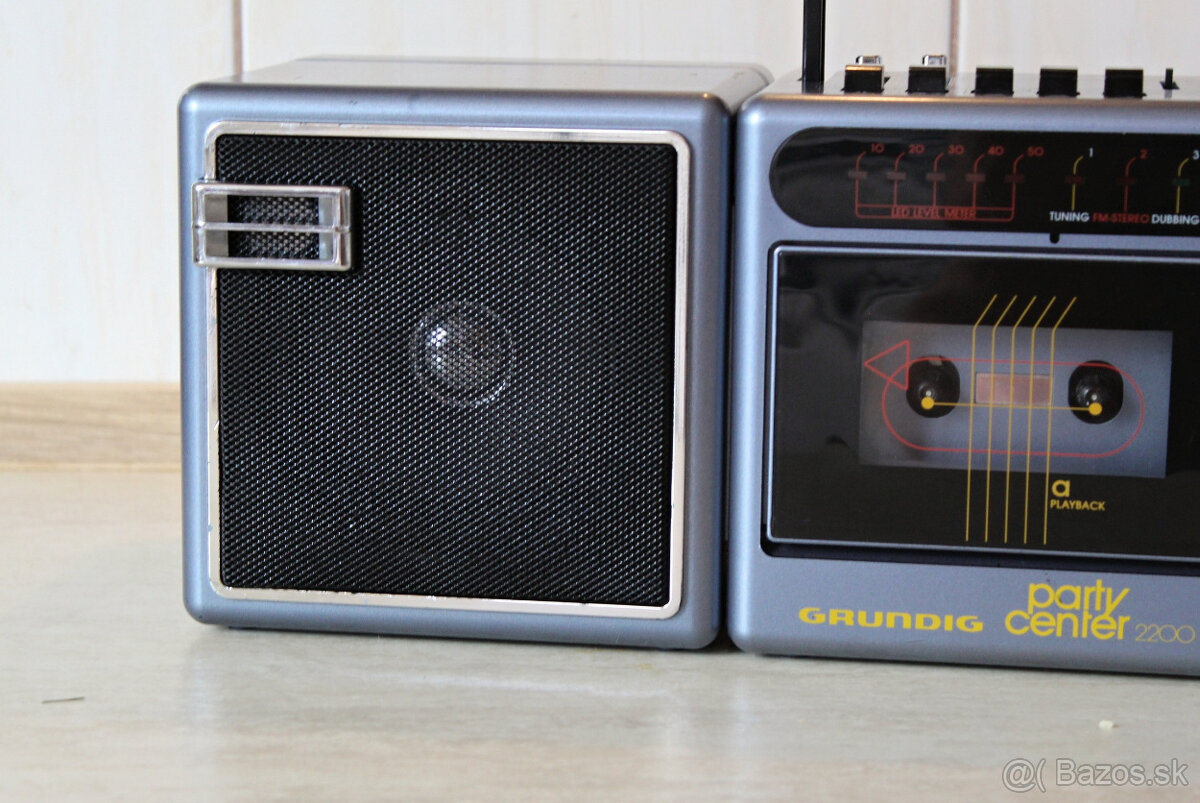 GRUNDIG Party Center 2200 - 3