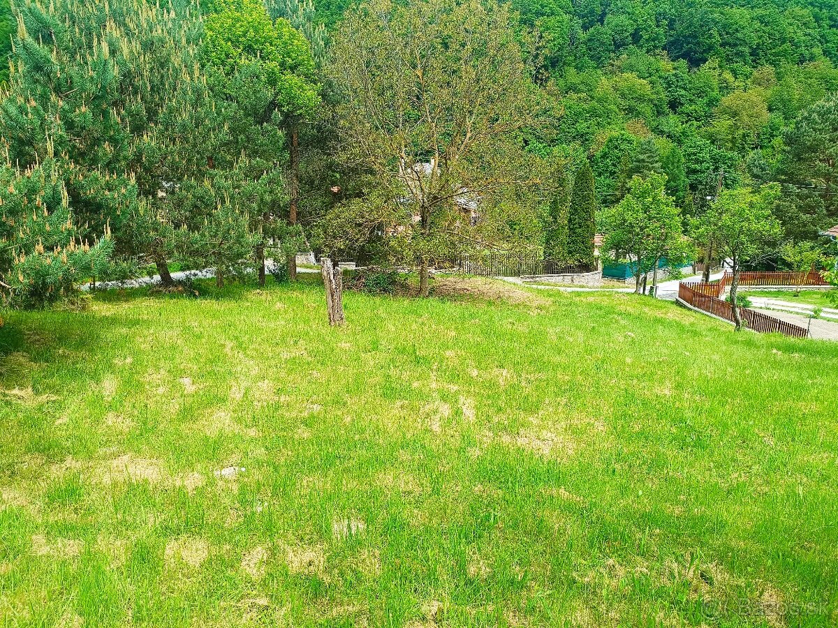 Holloháza Maďarsko , stavebný pozemok - 3