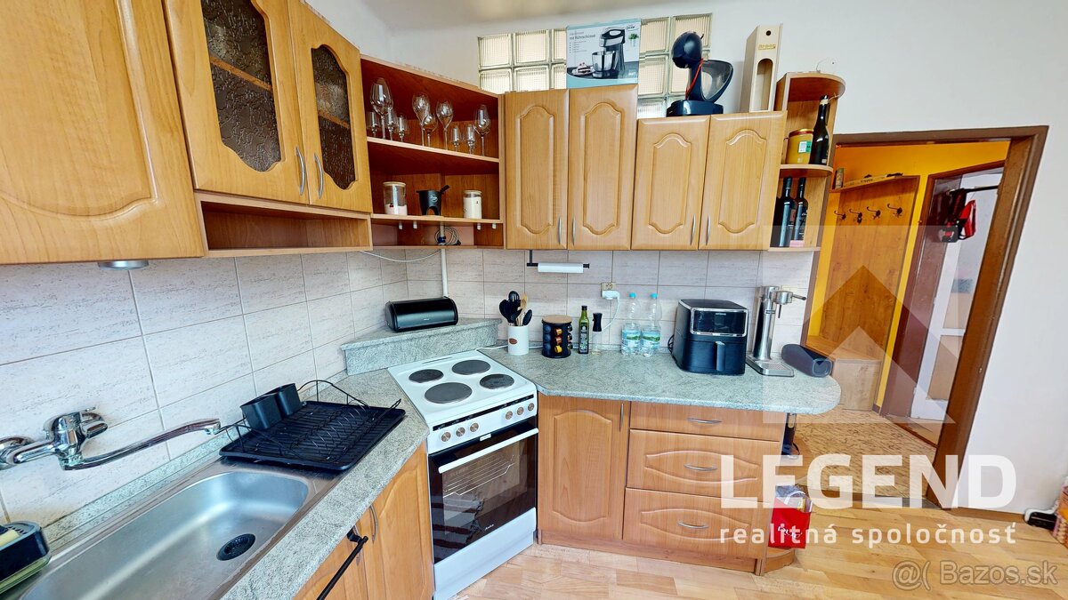 1i byt Nové Mesto nad Váhom, 40 m2, rekonštrukcia, zariadený - 3