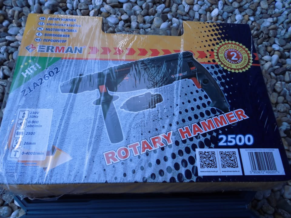 Vrtačka príklepová ako set - Erman model -2x hlavi+seka vrta - 3