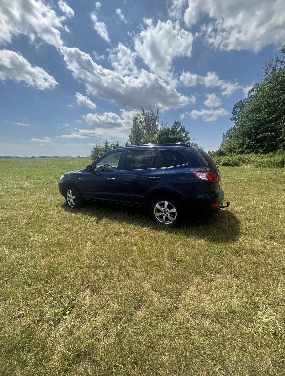 Hyundai Santa Fe - 3
