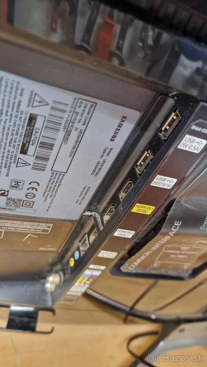 Predám 32" Smart TV Samsung UE32K5672 (Full HD) - 3