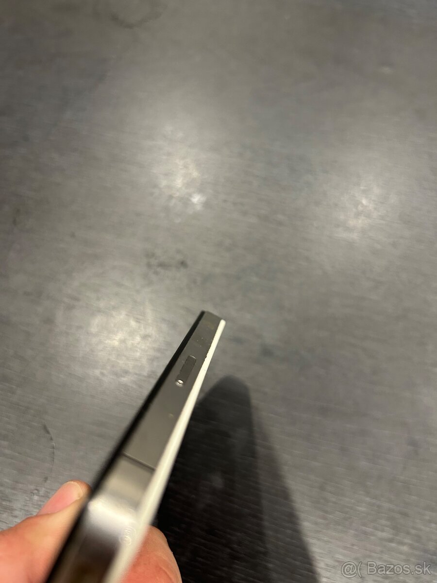 Predám Apple iPhone 4– Čierny - 3