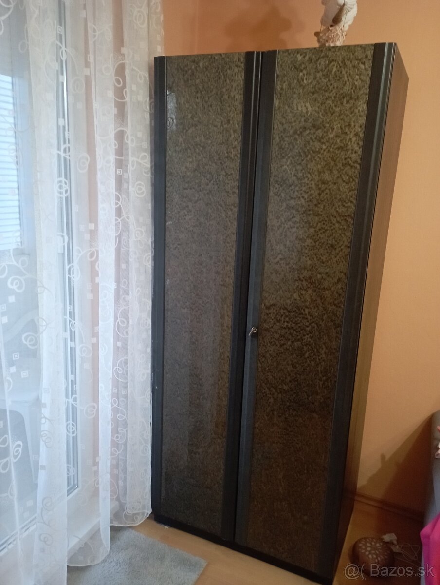 Predám obyvačku, obývaciu stenu - 3