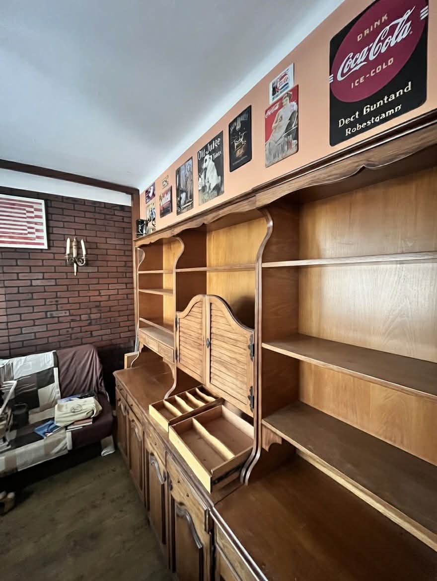 Retro stena Bonanza - 3