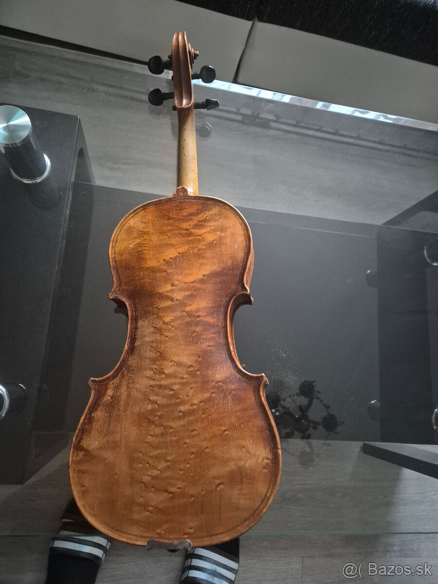 Predam Husle - 3