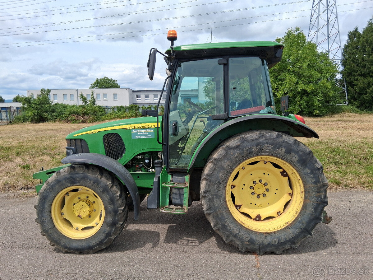 Predám John Deere - 3