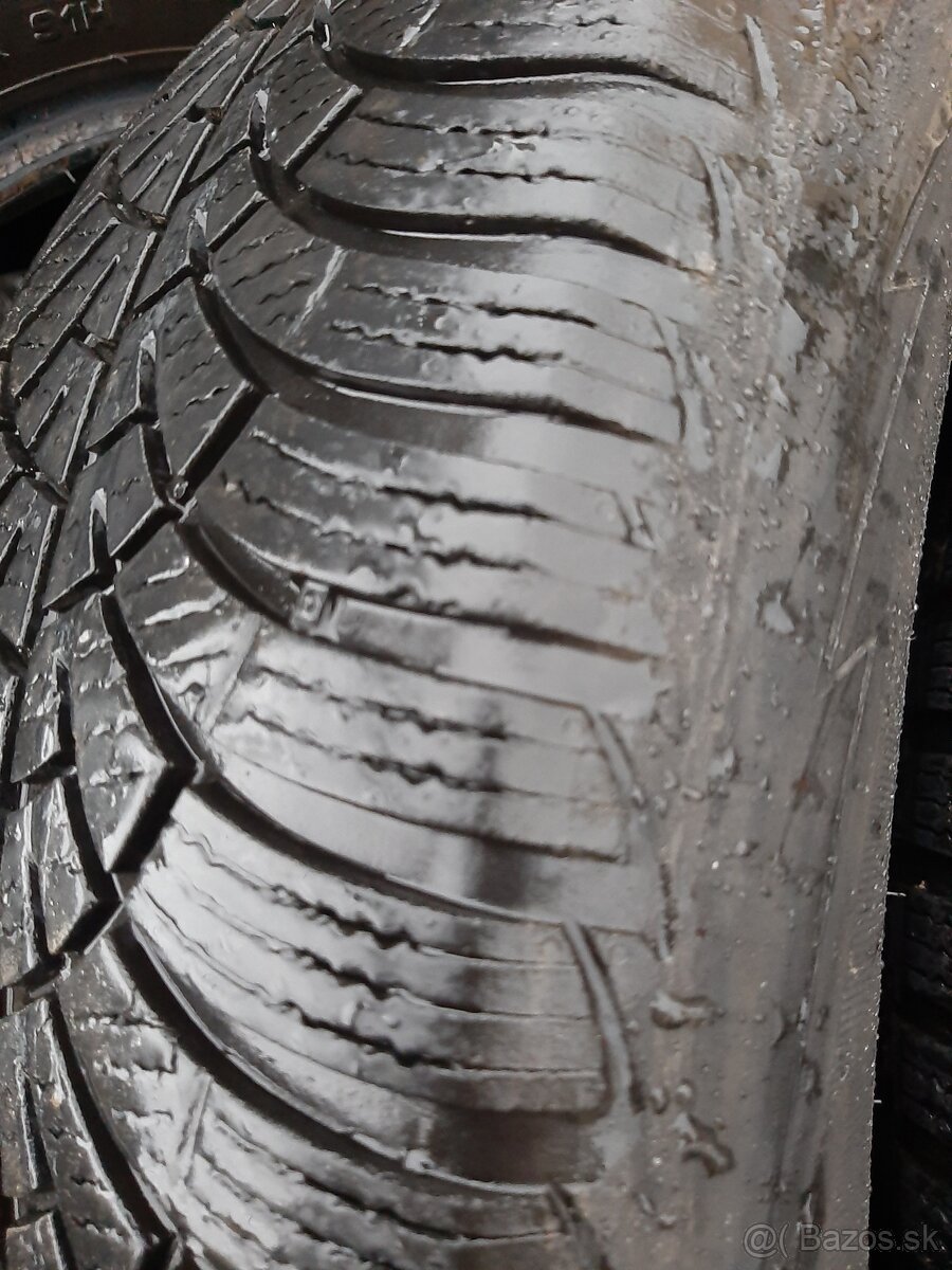 Zimné pneu 195/65R15 Gooyear UG9 - 3