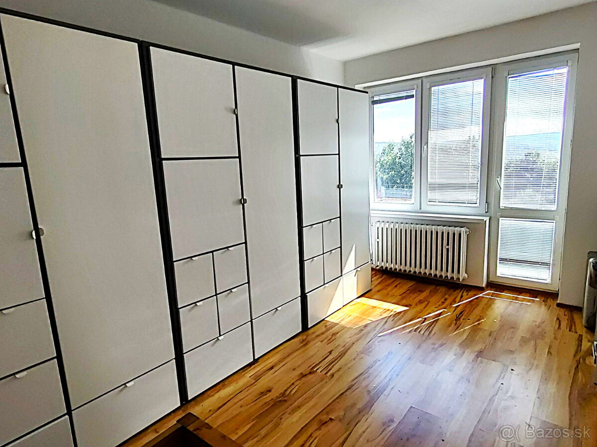 Zaujímavý TEHLOVÝ 2 i. Pohradová (Ďumbierska), OV, LO, 2p - 3