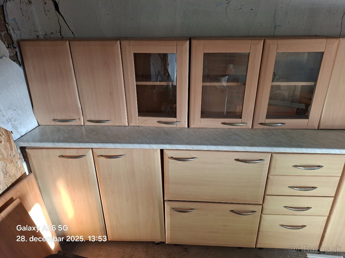 Kuchynská linka - 3