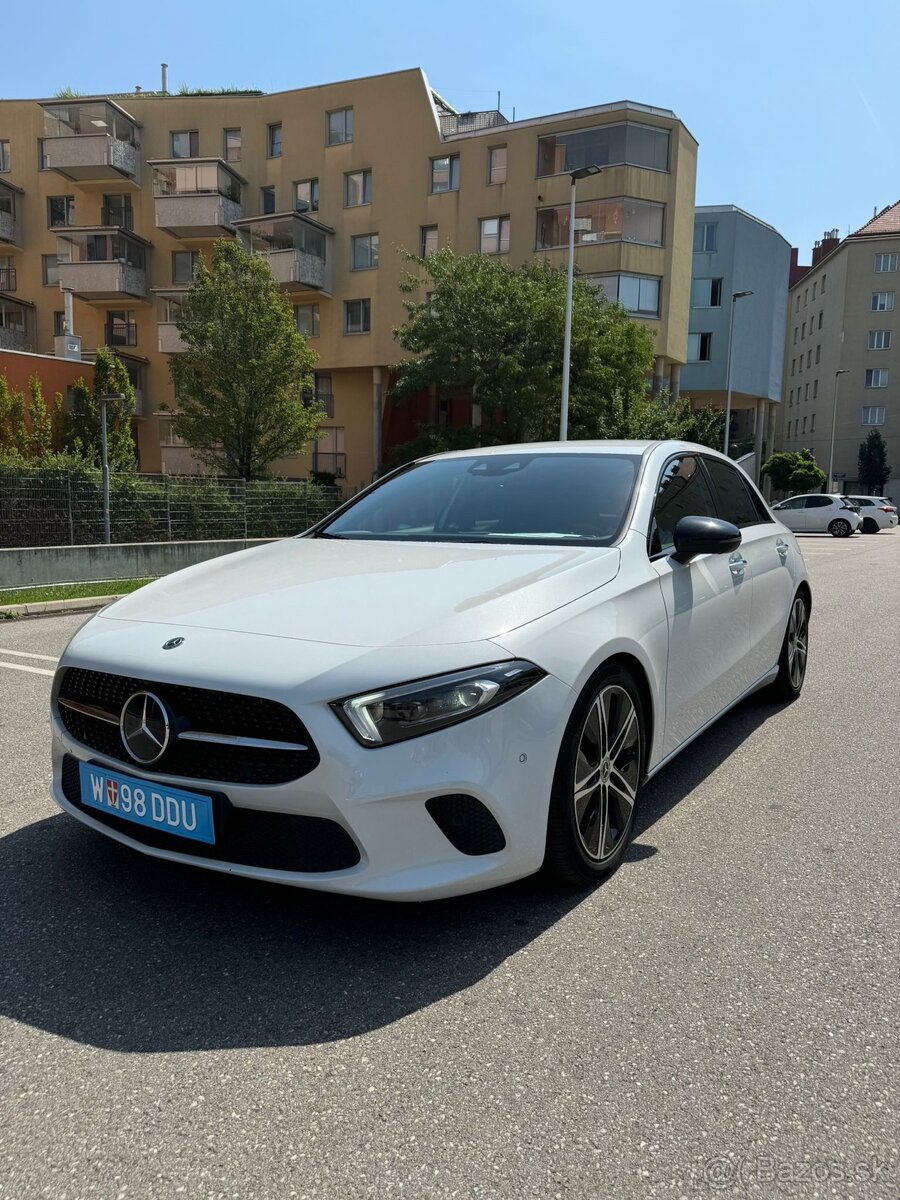 Mercedes Benz A220d - 3