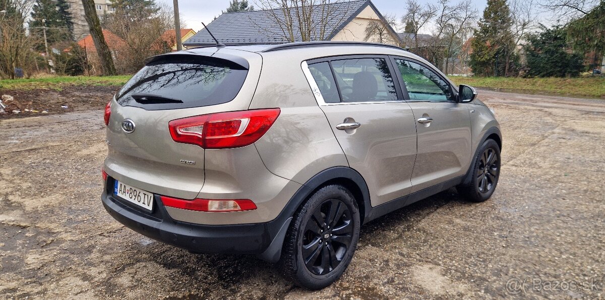 Kia Sportage 2.0 crdi 4x4 AUTOMAT - 3