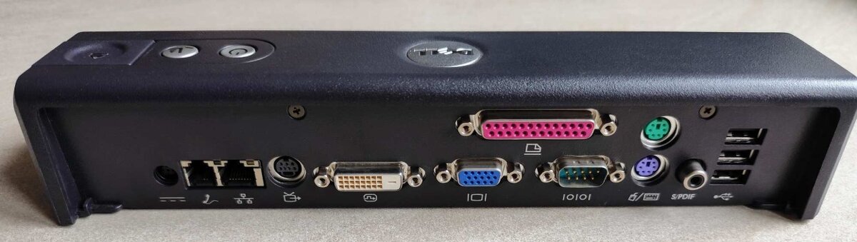 ✔️ dokovacia stanica Dell - 3