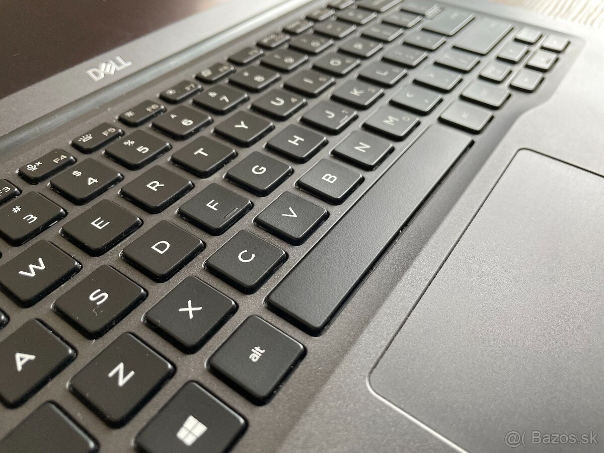 krásný notebook Dell Latitude 7400 - procesor i5 8.gen. - 3