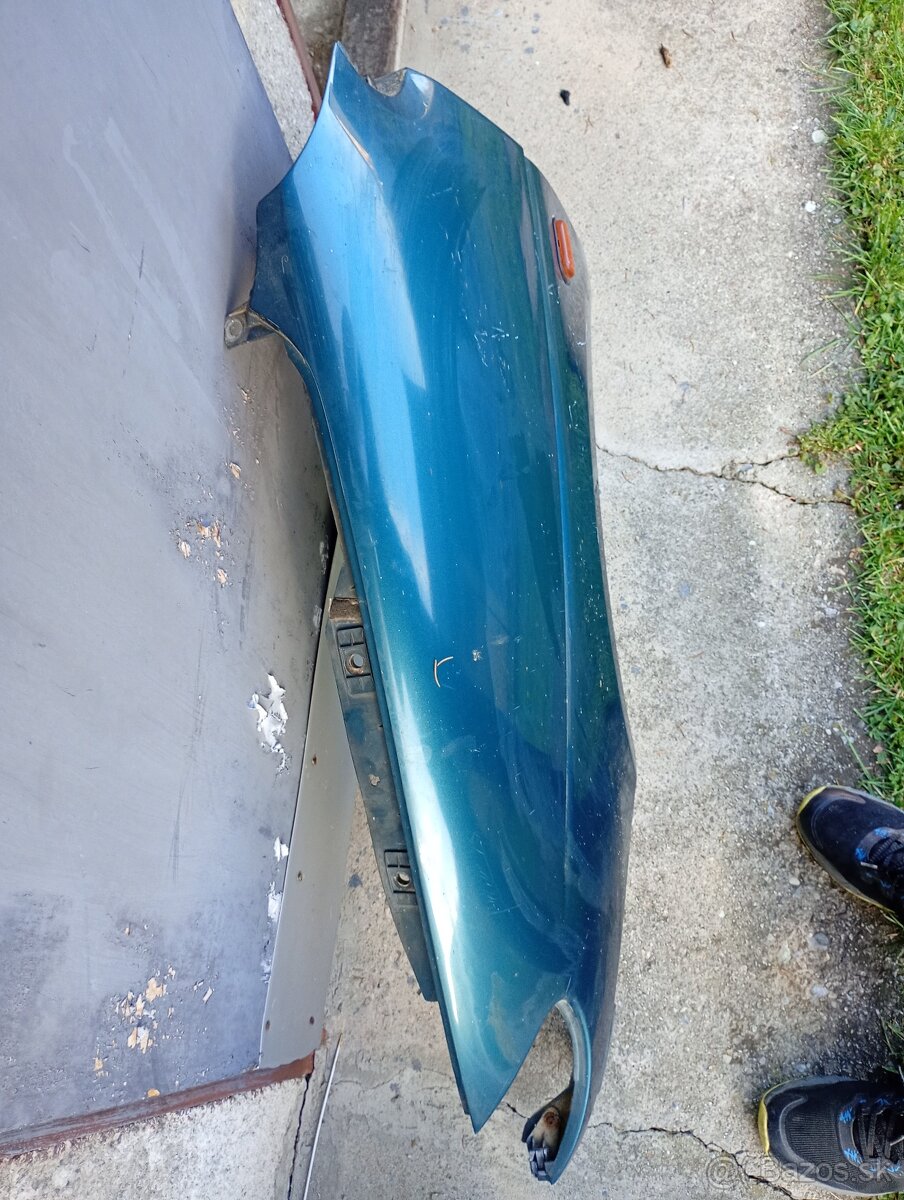 Predný blatník ľavý na Renault Scénic - 3