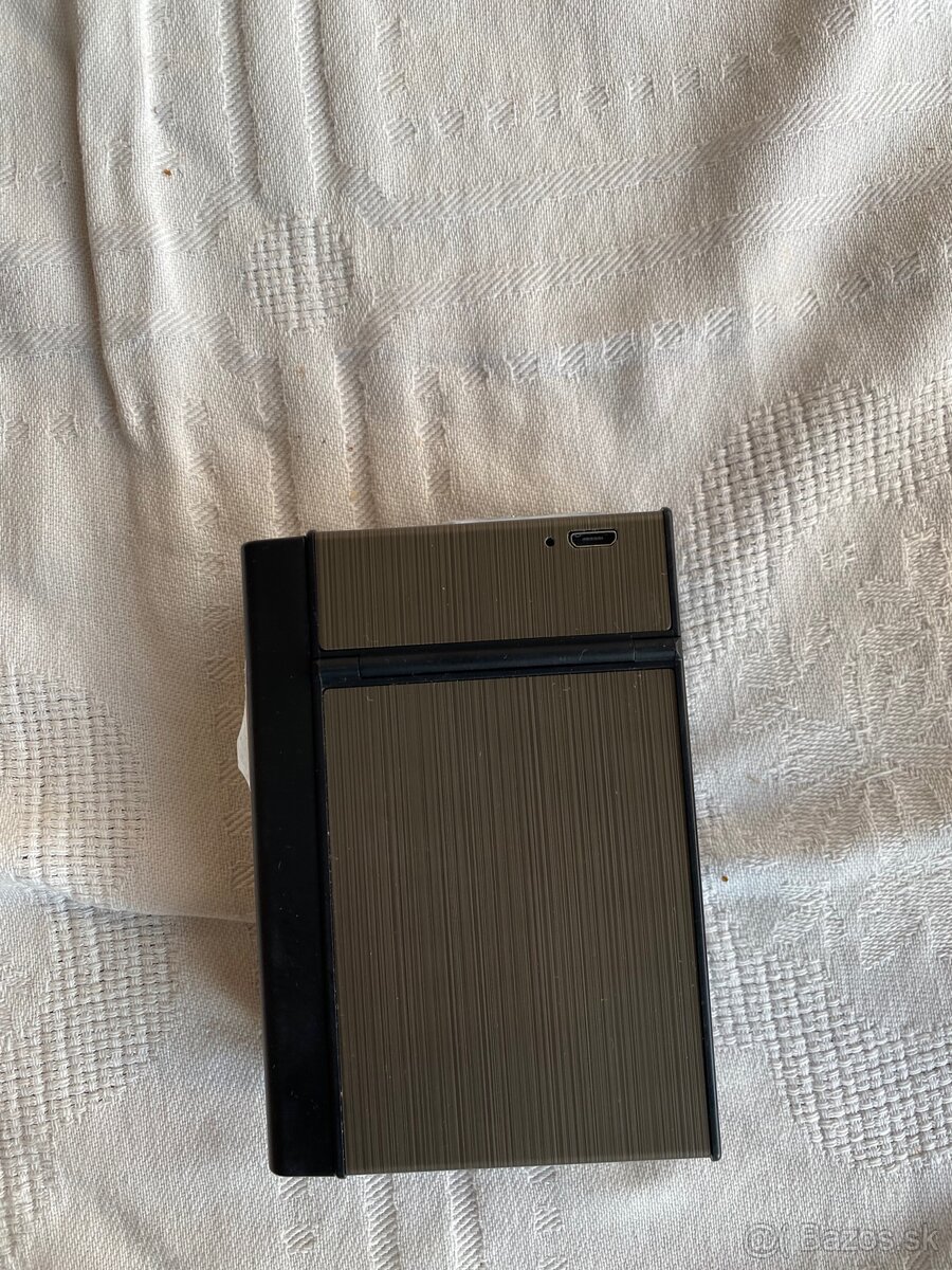 Puzdro na cigarety so zapalovačom - 3