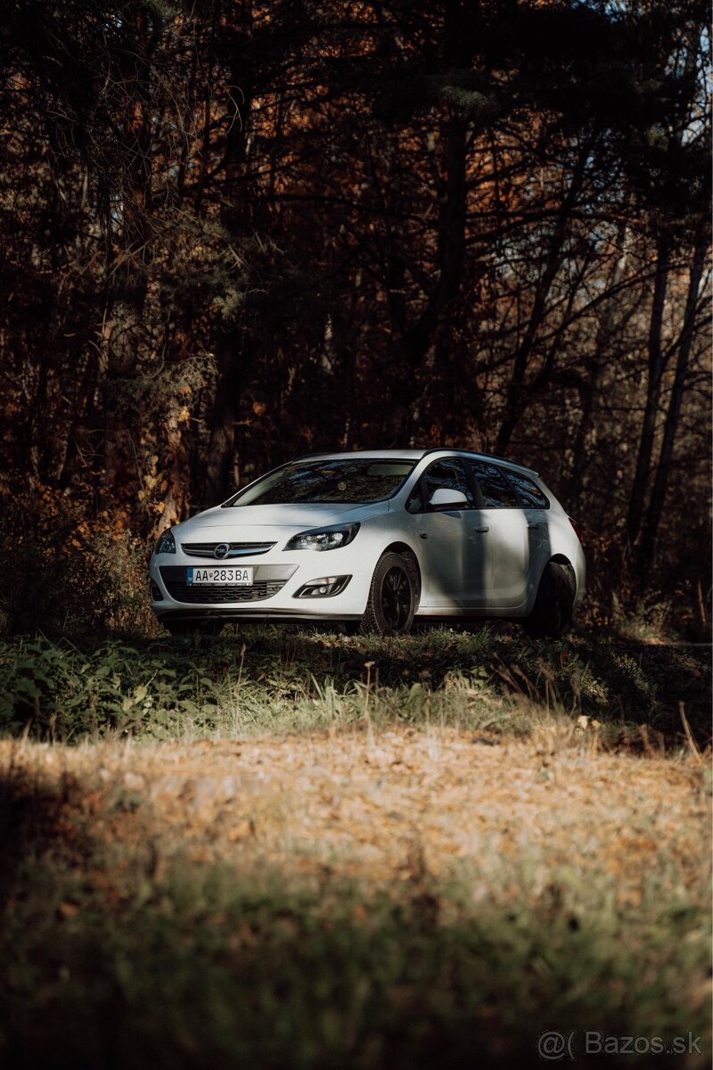 Opel Astra J Sports Tourer 2.0 CDTi - 3