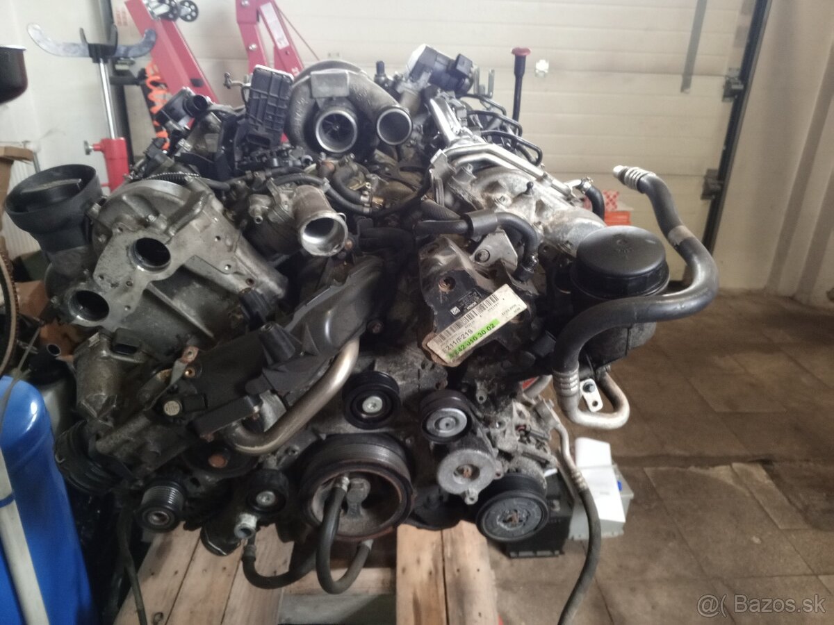 E280 Motor OM642.920 - 3