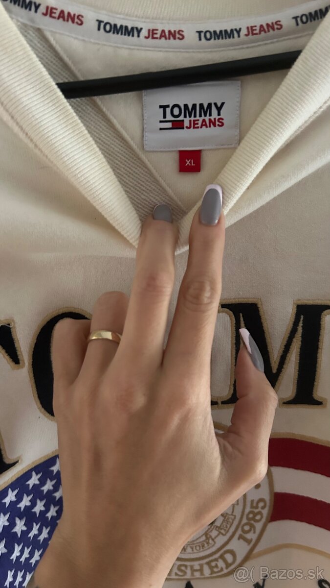 Predam mikinu TOMMY HILFIGER - 3