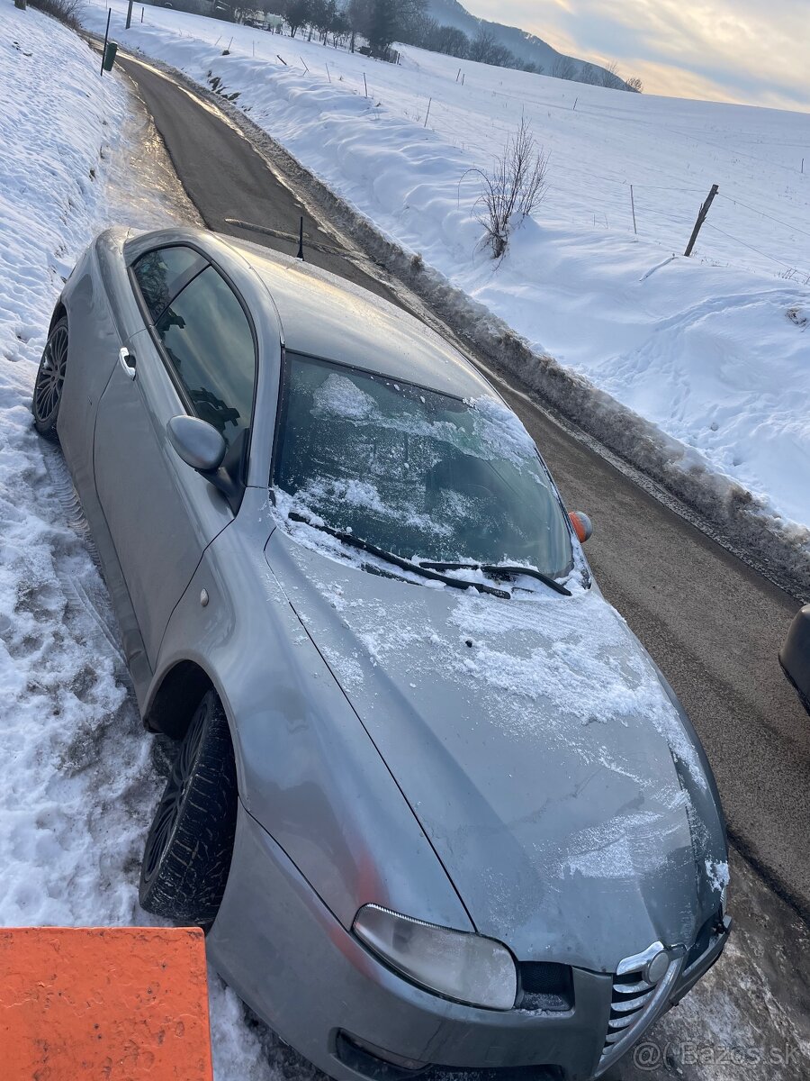 Alfa romeo gt 1.9jtd - 3