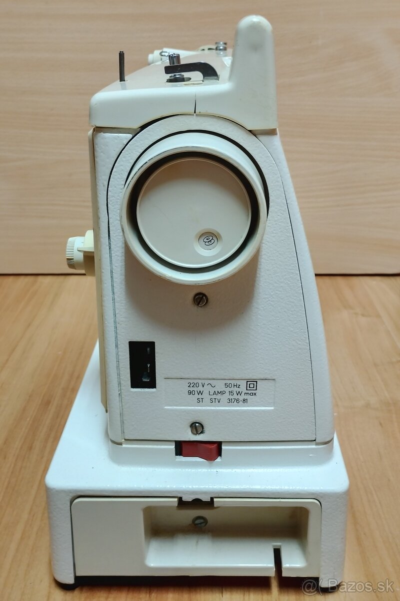 Šijací stroj LÚČNIK. - 3