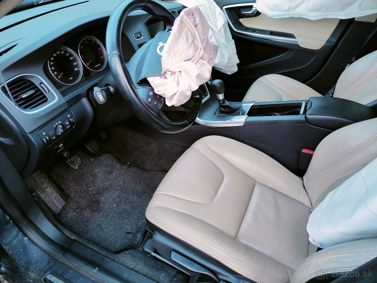 Volvo S60 D2 84kw - Náhradní díly - 3