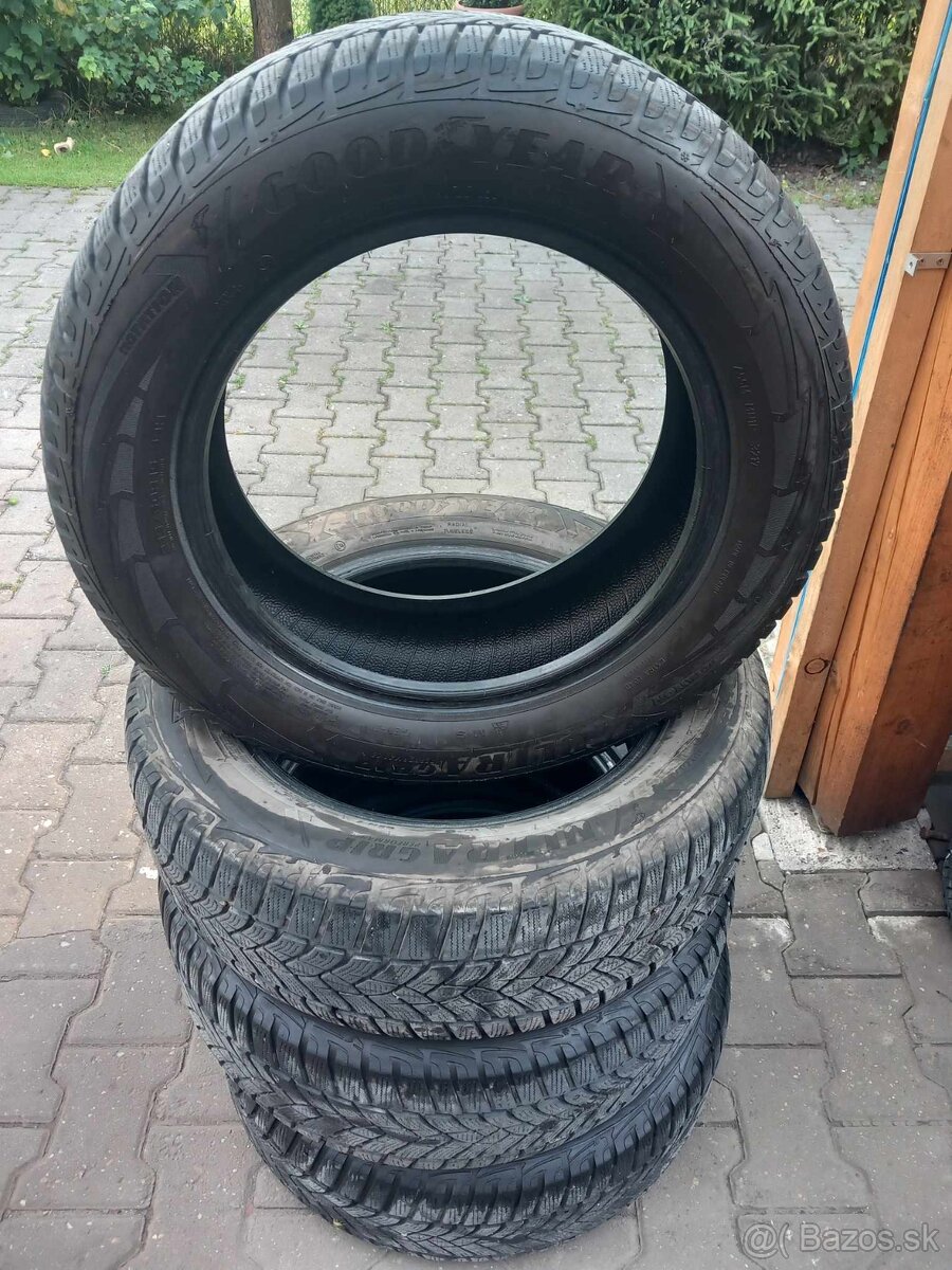 Pneumatiky zimné - Goodyear 215/60/R16 - 3