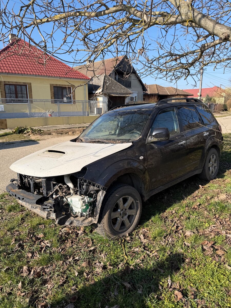 Predám Subaru forester - 3