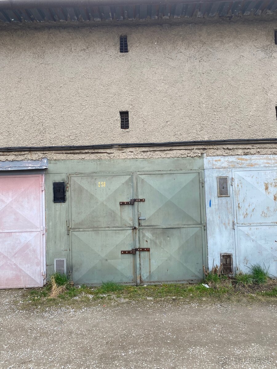 Predavam Garáž na Zeleznikah - 3