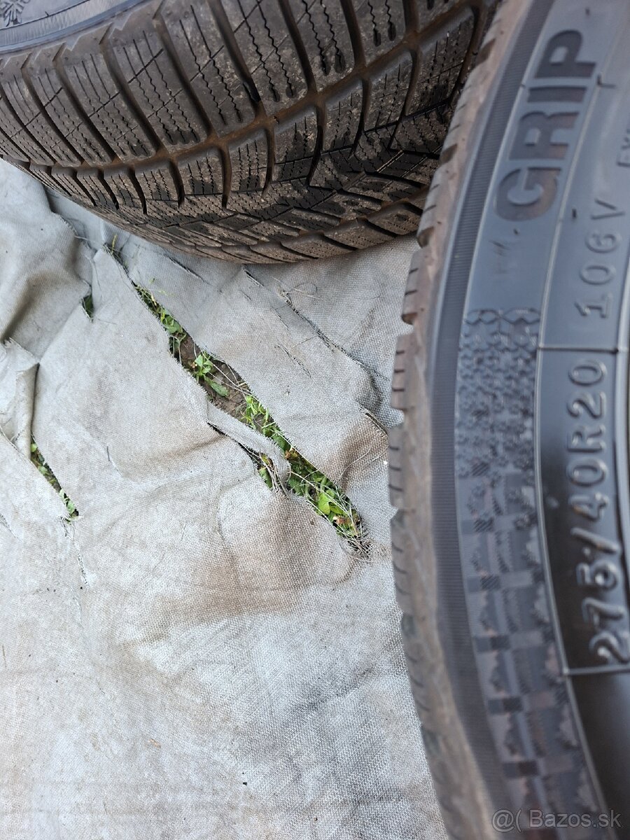 275/40 R20 - 3