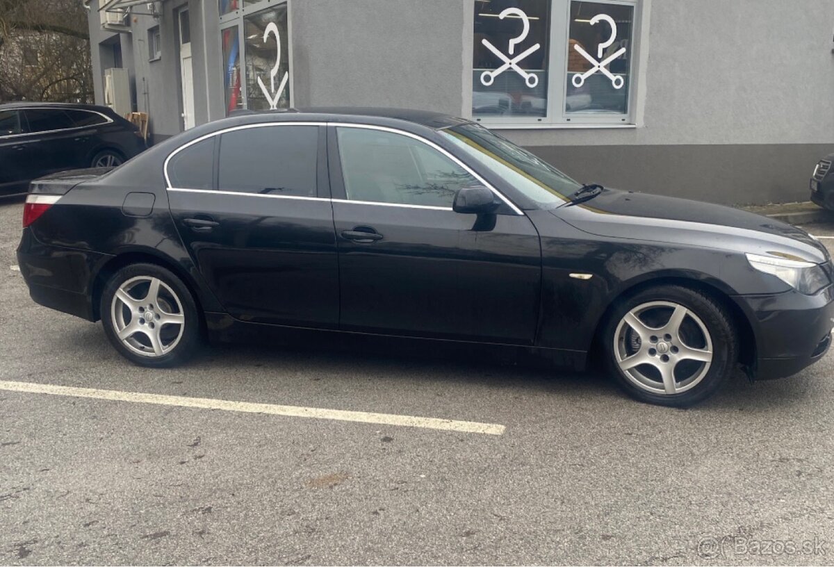 BMW E60 525i - 3