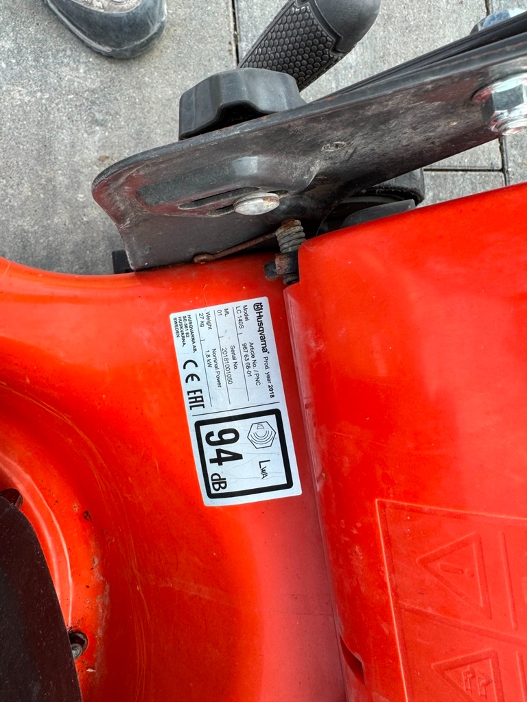 husqvarna LC140s - 3